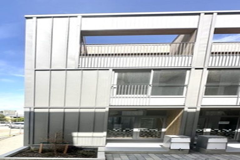 Photo of property in 25/257d Willis Street, Te Aro, Wellington, 6011