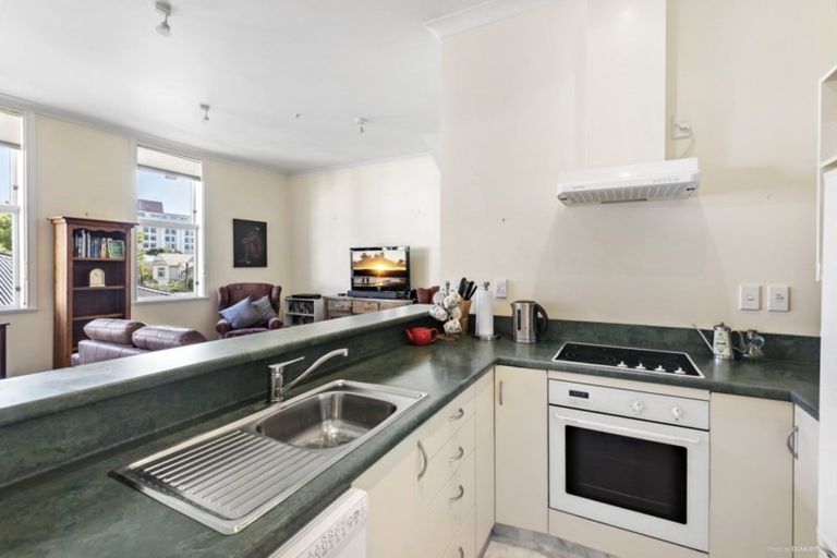 Photo of property in The Villas, 9/33 Hobson Street, Thorndon, Wellington, 6011