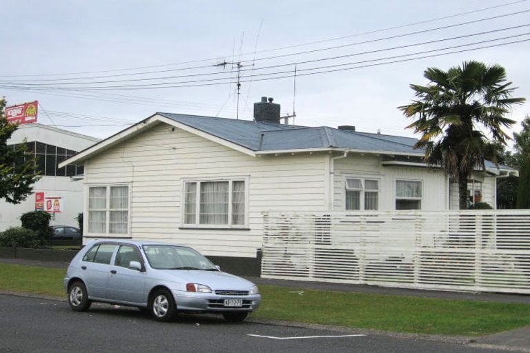 Photo of property in 1c Livingstone Avenue, Nawton, Hamilton, 3200