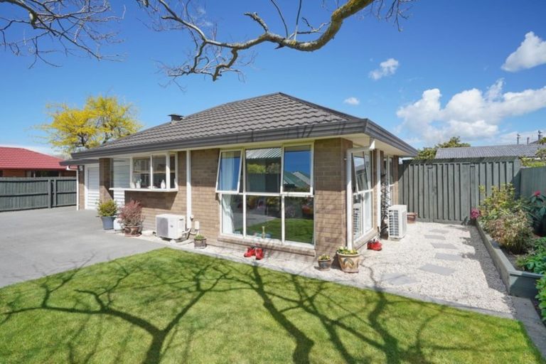 Photo of property in 16 Glenconnor Place, Burwood, Christchurch, 8083