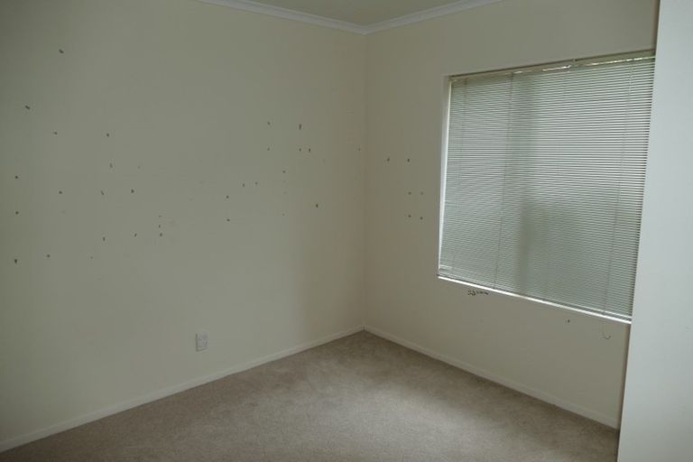 Photo of property in 52 Meadowland Drive, Somerville, Auckland, 2014