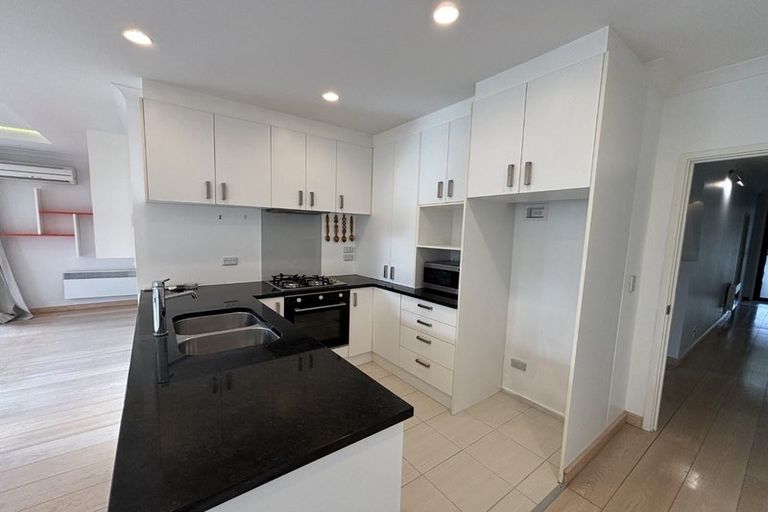 Photo of property in 28 Country Club Terrace, Northwood, Christchurch, 8051