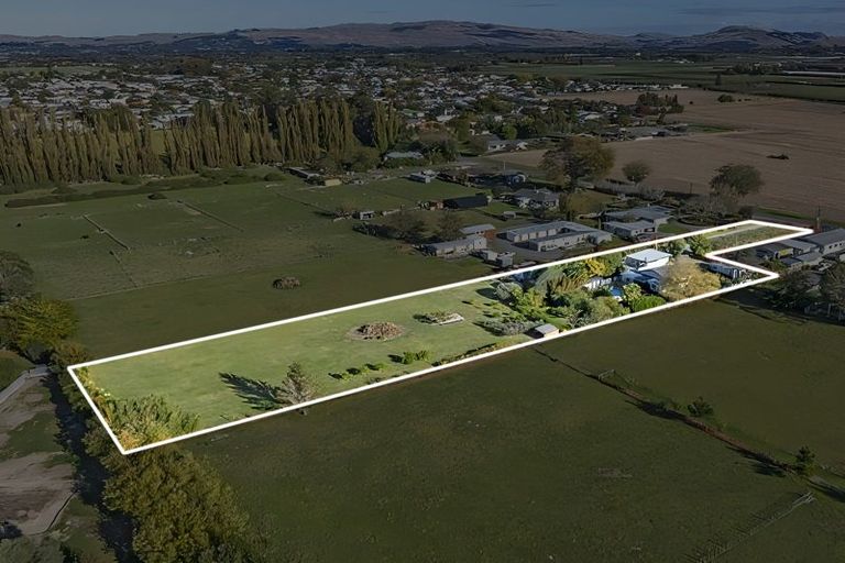 Photo of property in 36 Kaiapo Road, Camberley, Hastings, 4120