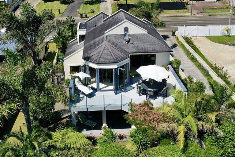 Photo of property in 53 Pohutukawa Avenue, Ohope, 3121