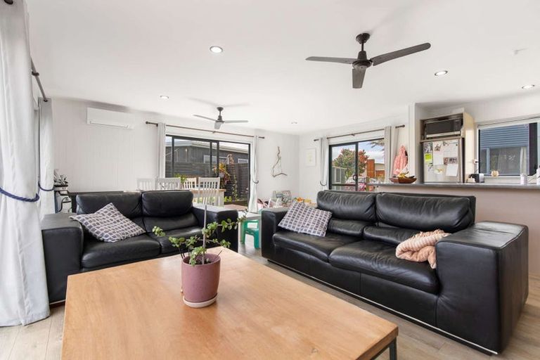 Photo of property in 125 Ngaio Drive, Matarangi, Whitianga, 3592