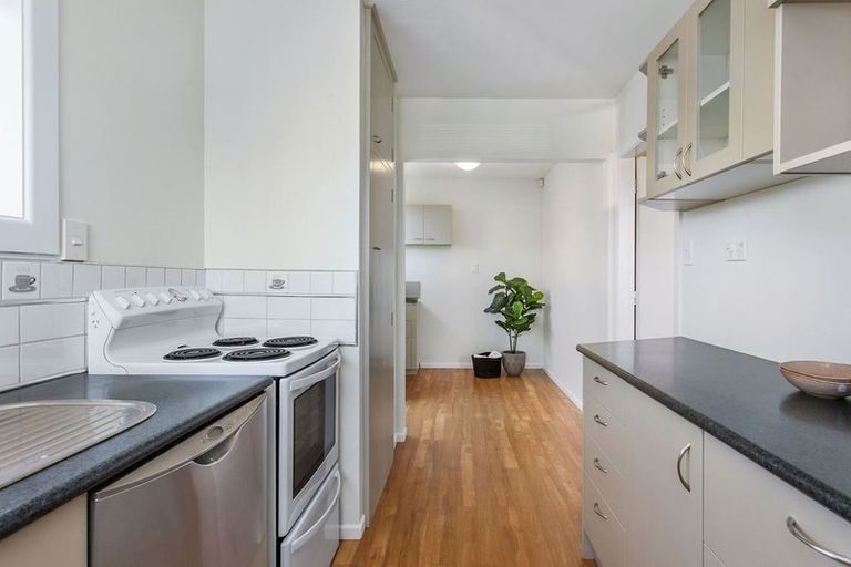 Photo of property in 21 Rosanna Place, Aranui, Christchurch, 8061