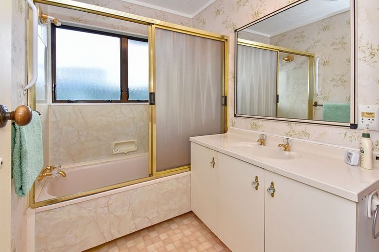 Photo of property in 1/87 Victoria Road, Papatoetoe, Auckland, 2025