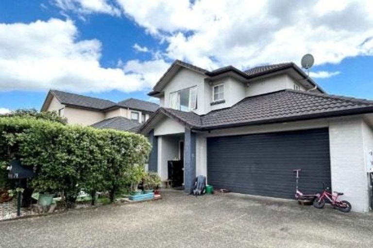 Photo of property in 71 Wayne Francis Drive, Flat Bush, Auckland, 2016