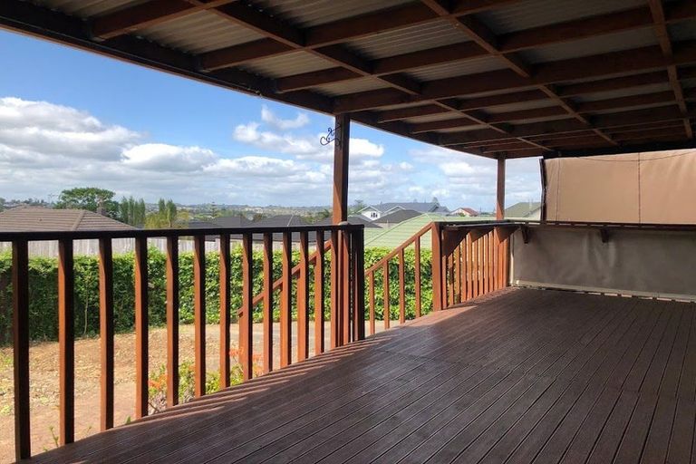 Photo of property in 74 Ridge Road, Howick, Auckland, 2014