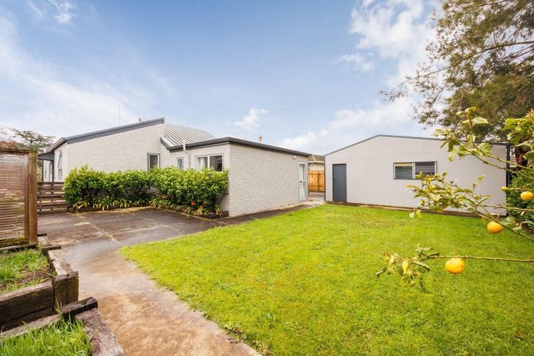 Photo of property in 30 Terry Crescent, Milson, Palmerston North, 4414