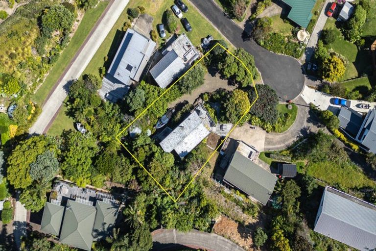 Photo of property in 9 Christine Terrace, Hahei, Whitianga, 3591