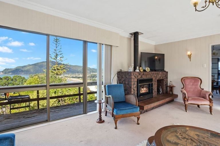 Photo of property in 252 Paku Drive, Tairua, 3508