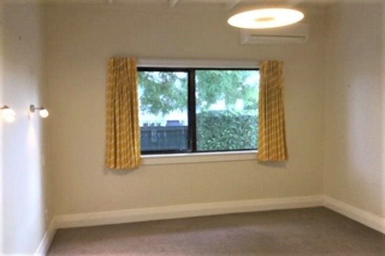 Photo of property in 381 Devonport Road, Tauranga South, Tauranga, 3112