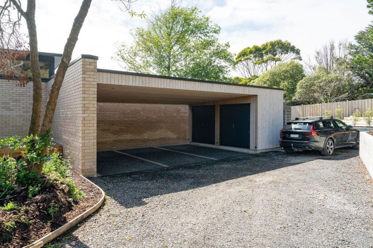 Photo of property in 109b Cliffs Road, Saint Clair, Dunedin, 9012