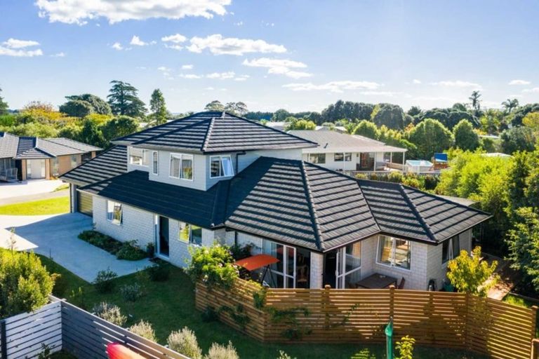 Photo of property in 10 Stace Hopper Drive, One Tree Point, 0118