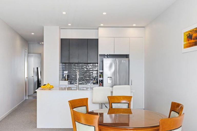 Photo of property in 15/1 Genevieve Lane, Hobsonville, Auckland, 0616