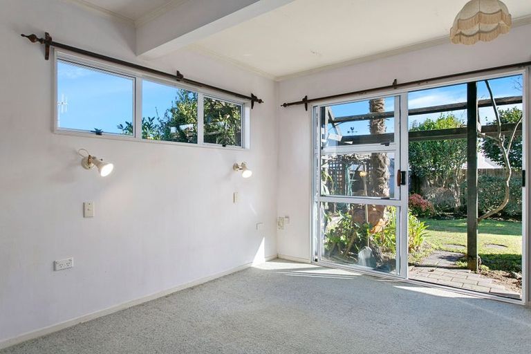 Photo of property in 23 Hammersmith Street, Richmond Heights, Taupo, 3330