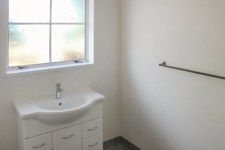 Photo of property in 115 Merrin Street, Avonhead, Christchurch, 8042