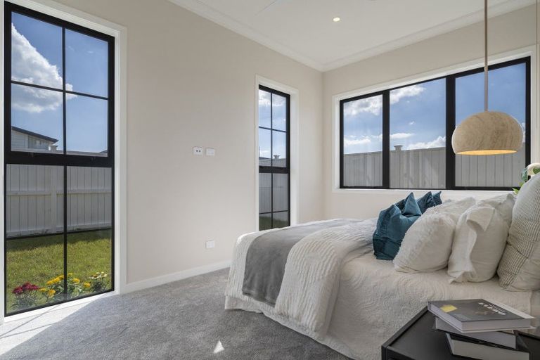 Photo of property in 25 Uatoto Road, Clarks Beach, 2122