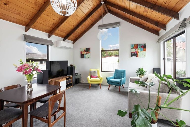 Photo of property in 6/65 Moore Street, Howick, Auckland, 2014