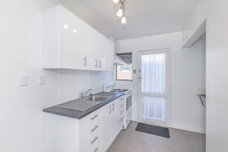 Photo of property in 72 Hokio Beach Road, Levin, 5510