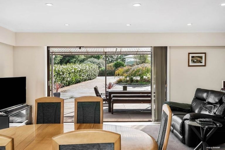 Photo of property in 98a Pukekohe East Road, Pukekohe, 2677