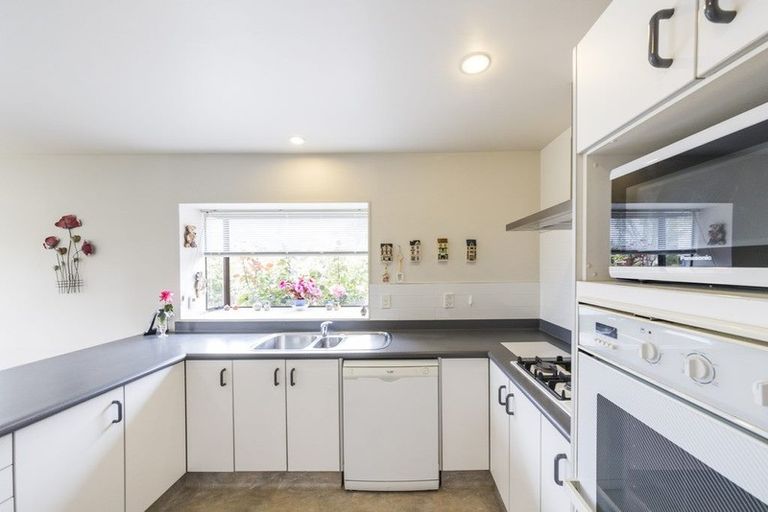 Photo of property in 8 Colorado Crescent, Milson, Palmerston North, 4414