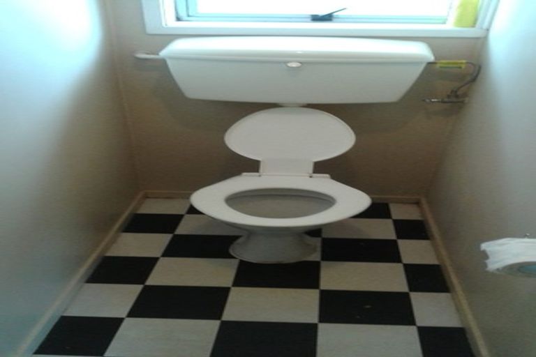 Photo of property in 3 Latham Avenue, Pakuranga, Auckland, 2010