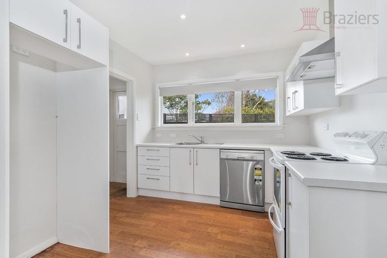 Photo of property in 33a Garreg Road, Fendalton, Christchurch, 8052