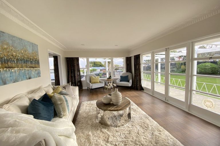 Photo of property in 14 Parkview Place, Pakuranga, Auckland, 2010