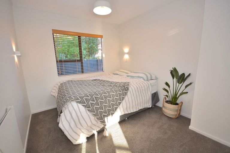 Photo of property in 2 Island View Terrace, Waikanae Beach, Waikanae, 5036
