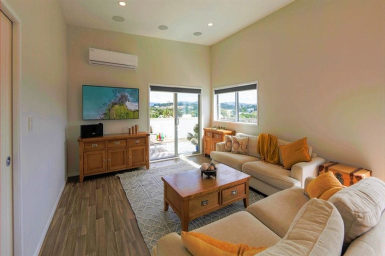 Photo of property in 12 Devon Street, Mangawhai Heads, Mangawhai, 0505