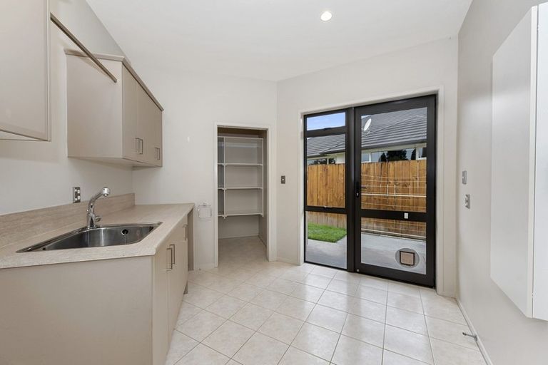 Photo of property in 11 The Esplanade, Huntington, Hamilton, 3210