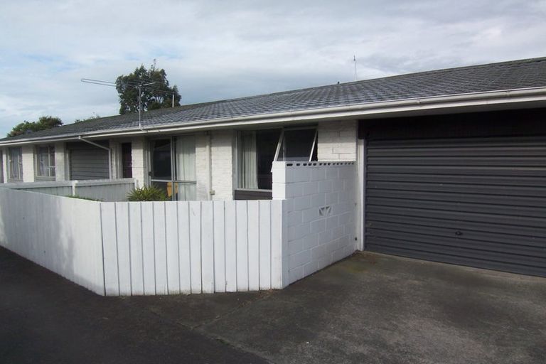 Photo of property in 2/449 Armagh Street, Linwood, Christchurch, 8011