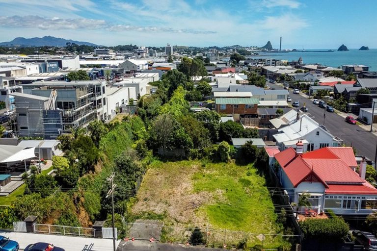 Photo of property in 10 Hobson Street, New Plymouth, 4312
