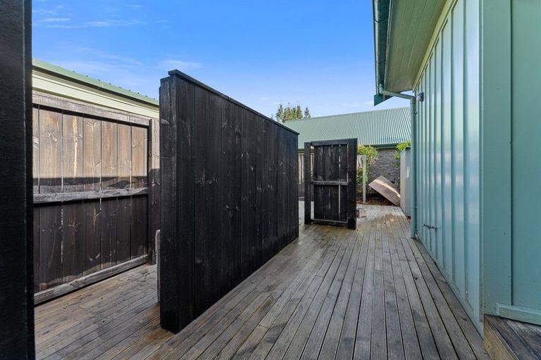 Photo of property in 10 Coopers Road, Dallington, Christchurch, 8061