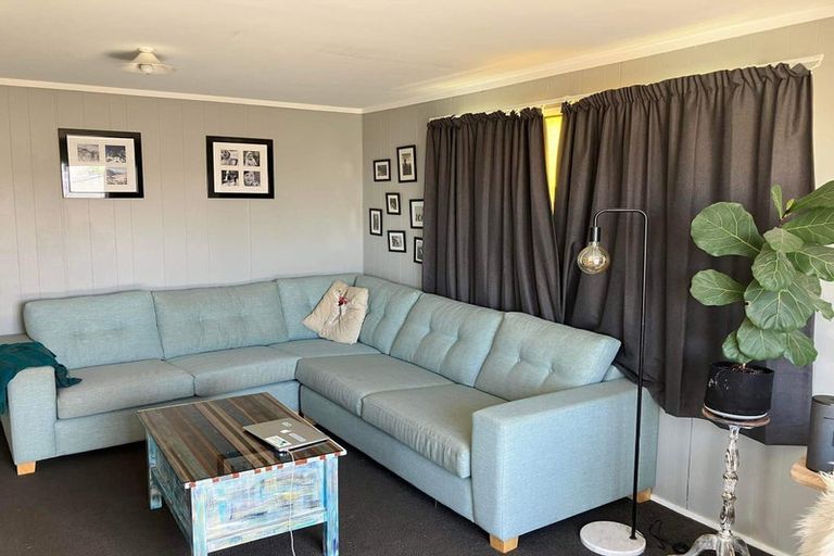 Photo of property in 70 Pukehina Parade, Pukehina, Te Puke, 3189