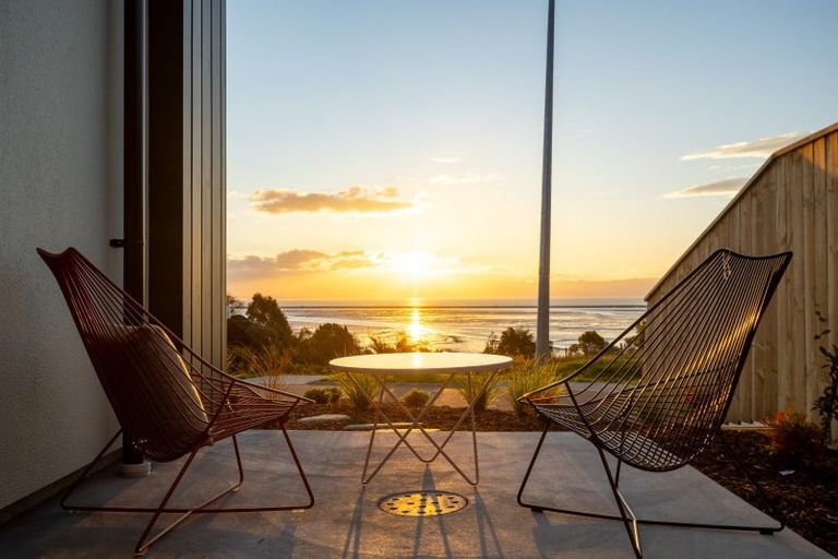 Photo of property in 24 Ledger Road, Atawhai, Nelson, 7010