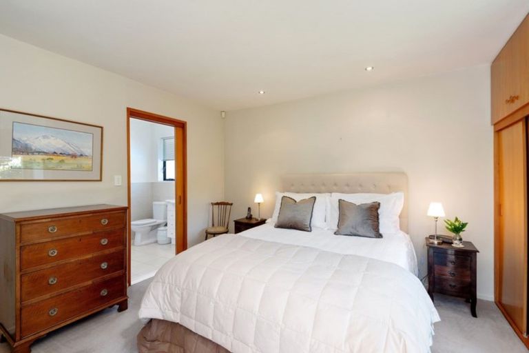 Photo of property in 15 Wadeley Road, Ilam, Christchurch, 8041