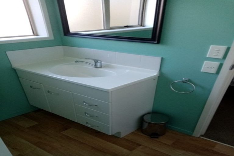 Photo of property in 73 Orion Drive, Welcome Bay, Tauranga, 3112