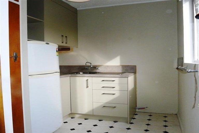 Photo of property in Adelphi Apartments, 179 The Terrace, Wellington Central, Wellington, 6011
