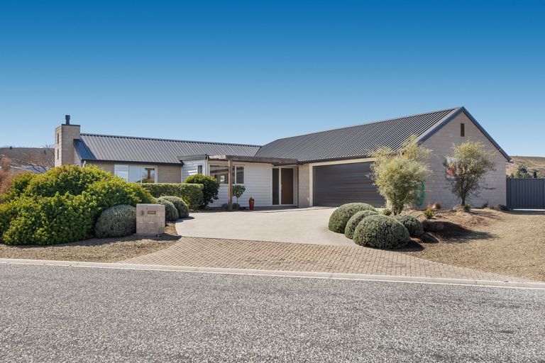 Photo of property in 4 Houlahan Street, Clyde, 9330