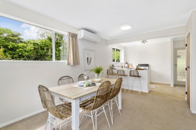 Photo of property in 8b Florio Terrace, Tawa, Wellington, 5028