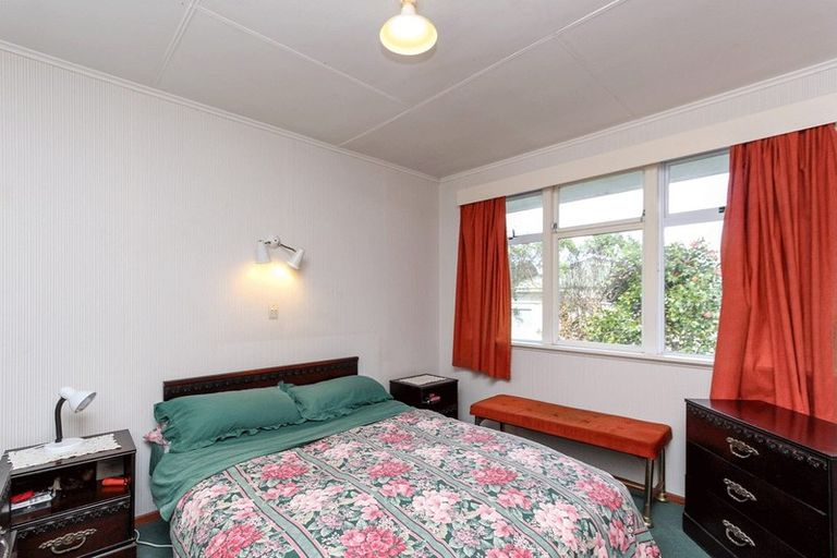 Photo of property in 62 Crownhill Street, Spotswood, New Plymouth, 4310