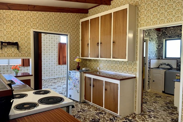 Photo of property in 86 Howard Road, Orere Point, Papakura, 2585