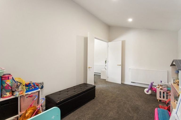 Photo of property in 272 Halswell Junction Road, Halswell, Christchurch, 8025