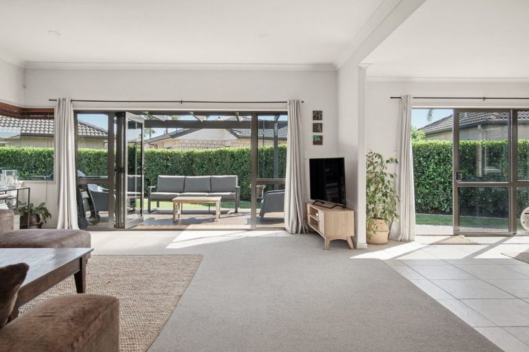 Photo of property in 20 Ohope Place, Papamoa Beach, Papamoa, 3118