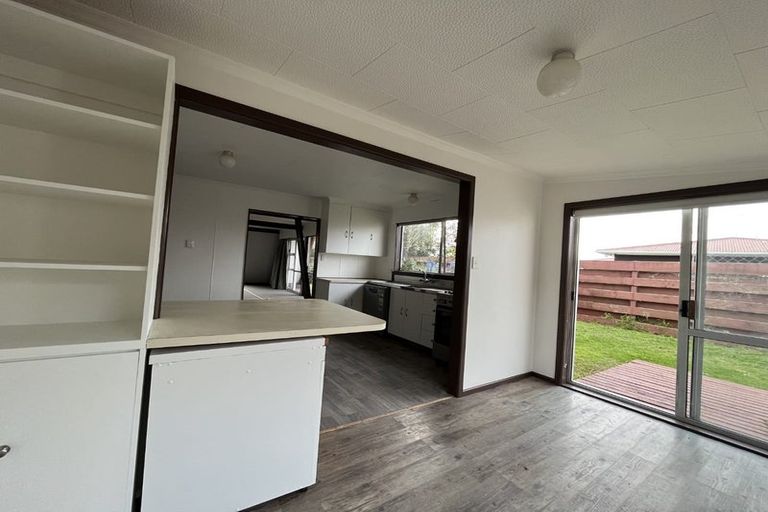 Photo of property in 55 Manu Crescent, Upper Vogeltown, New Plymouth, 4310