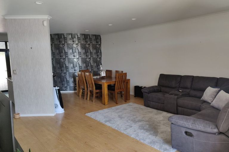 Photo of property in Tuscany Towers, 30/1 Ambrico Place, New Lynn, Auckland, 0600