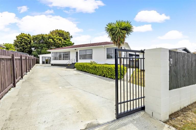Photo of property in 20 Addington Avenue, Manurewa, Auckland, 2102
